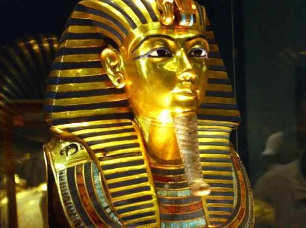 EgyptianMuseumtutanckamonmask.webp